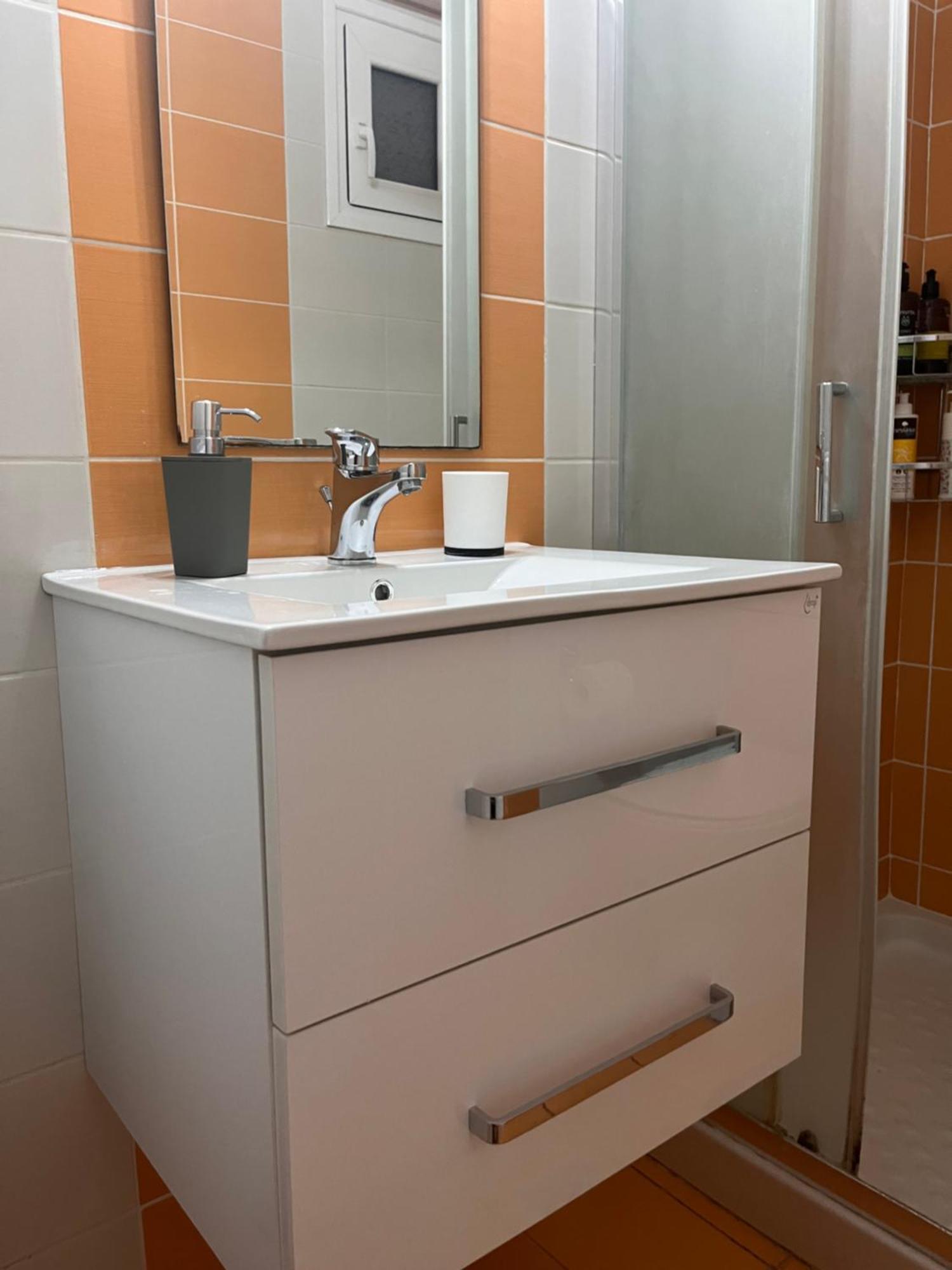 Christella Corfu Town Apartment *